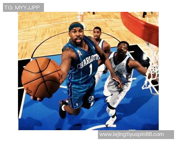 鹈鹕教练席惊现旧将引发热议球迷纷纷猜测背后故事