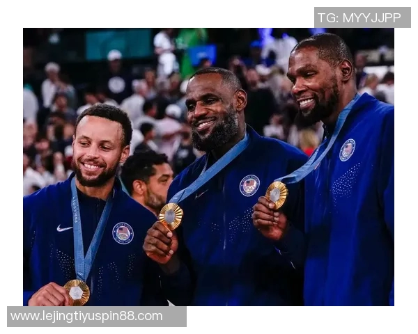 阿里纳斯称若KD在雷霆夺冠将跻身历史前十名球员行列 阿里纳斯称若KD在雷霆夺冠将跻身历史前十名球员行列