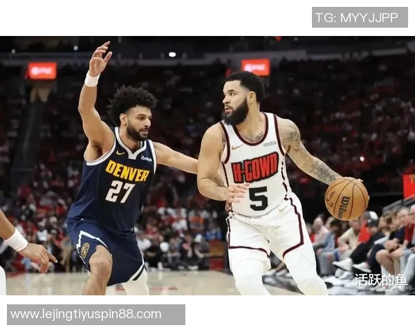 穆雷半场火力全开14投9中三分命中率高达50砍下23分助球队争胜 穆雷半场火力全开14投9中三分命中率高达50砍下23分助球队争胜