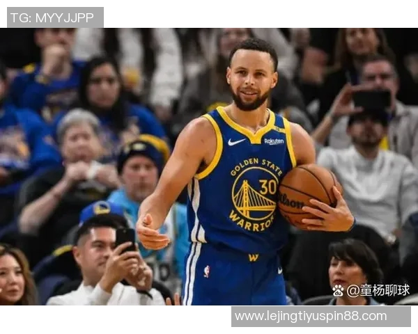 乔治表现出色半场7投4中三分球命中3个贡献13分3篮板2助攻